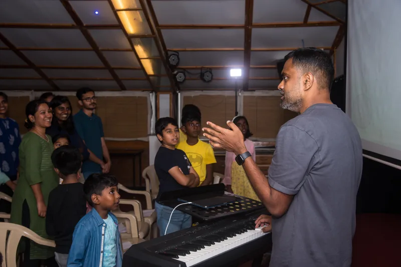 Piano Lessons in Bangalore & Online | Nathaniel School of Music